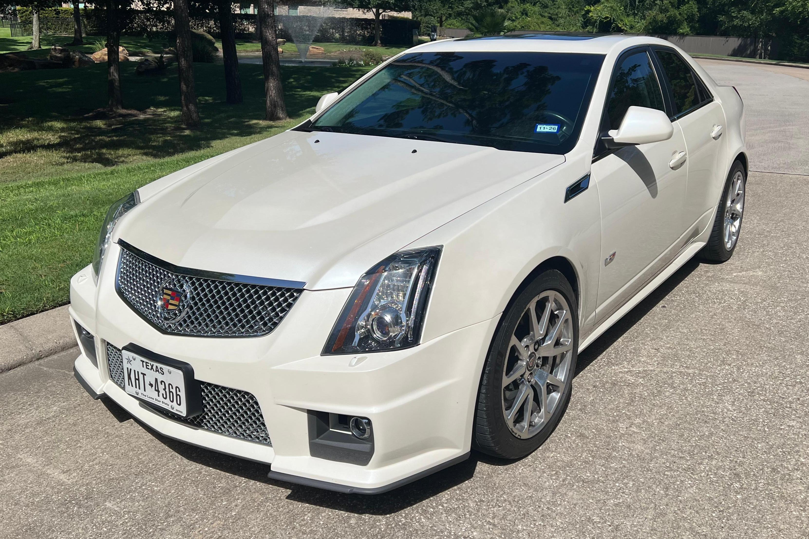 2014 Cadillac CTS sold at auction for $33,250