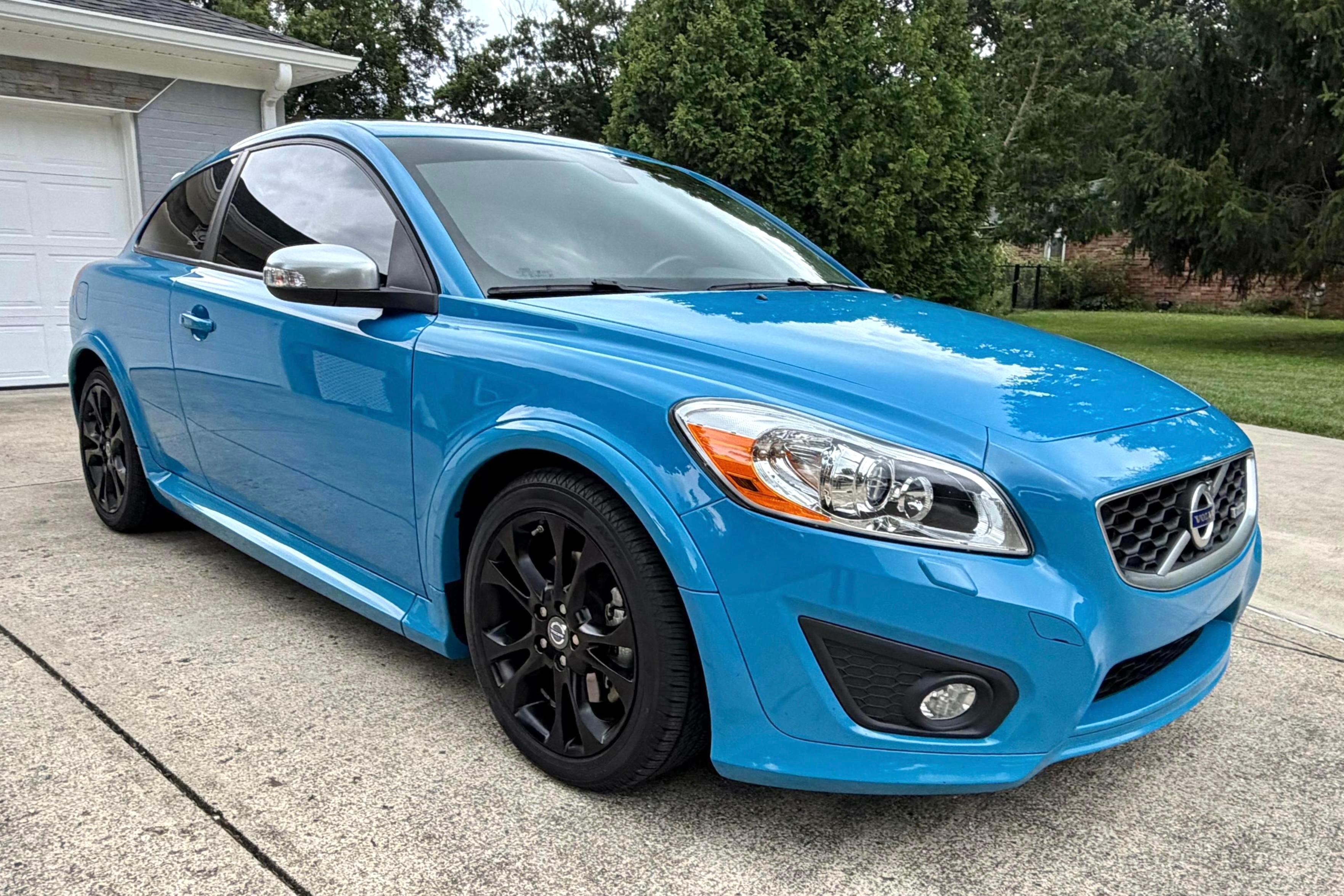 2013 Volvo C30 sold at auction for $22,000