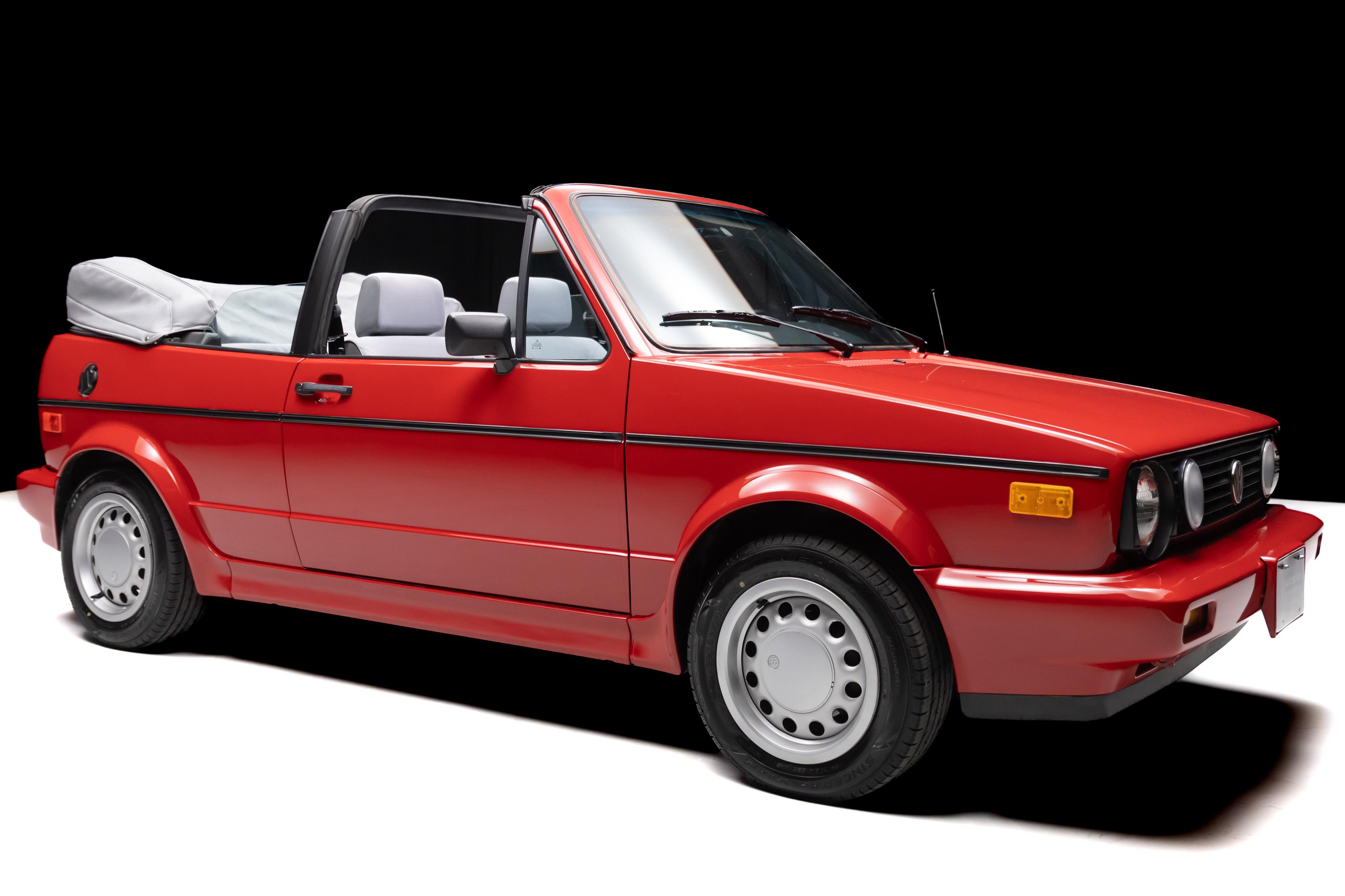 1990 Volkswagen Cabriolet sold at auction for $12,000