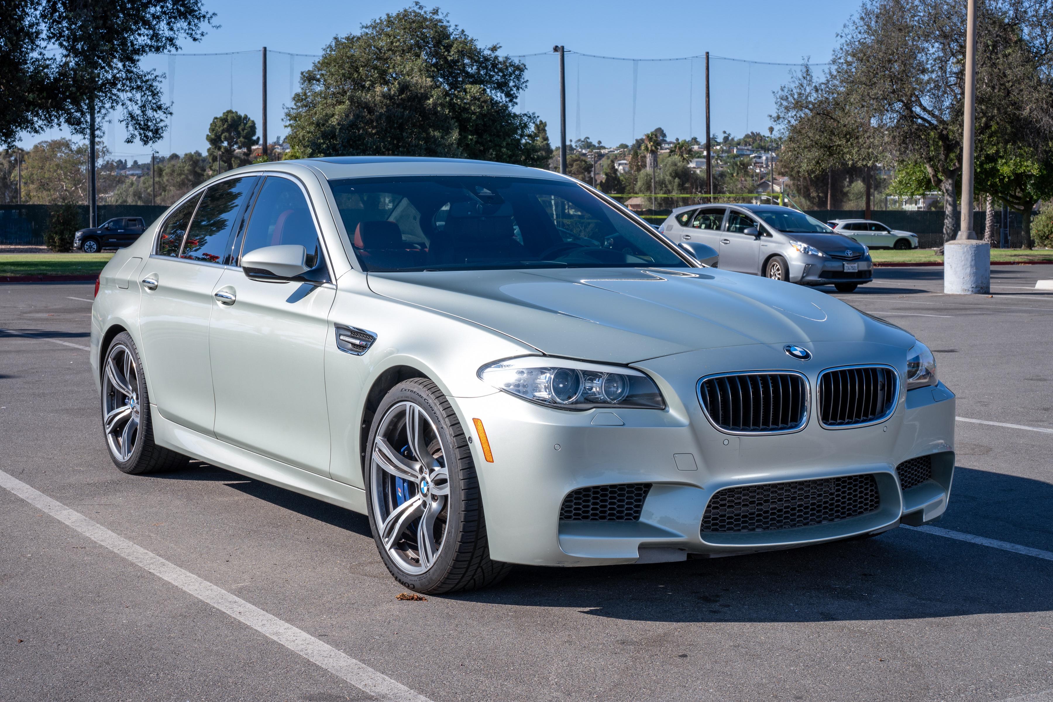 2013 BMW M5 sold at auction for $40,250
