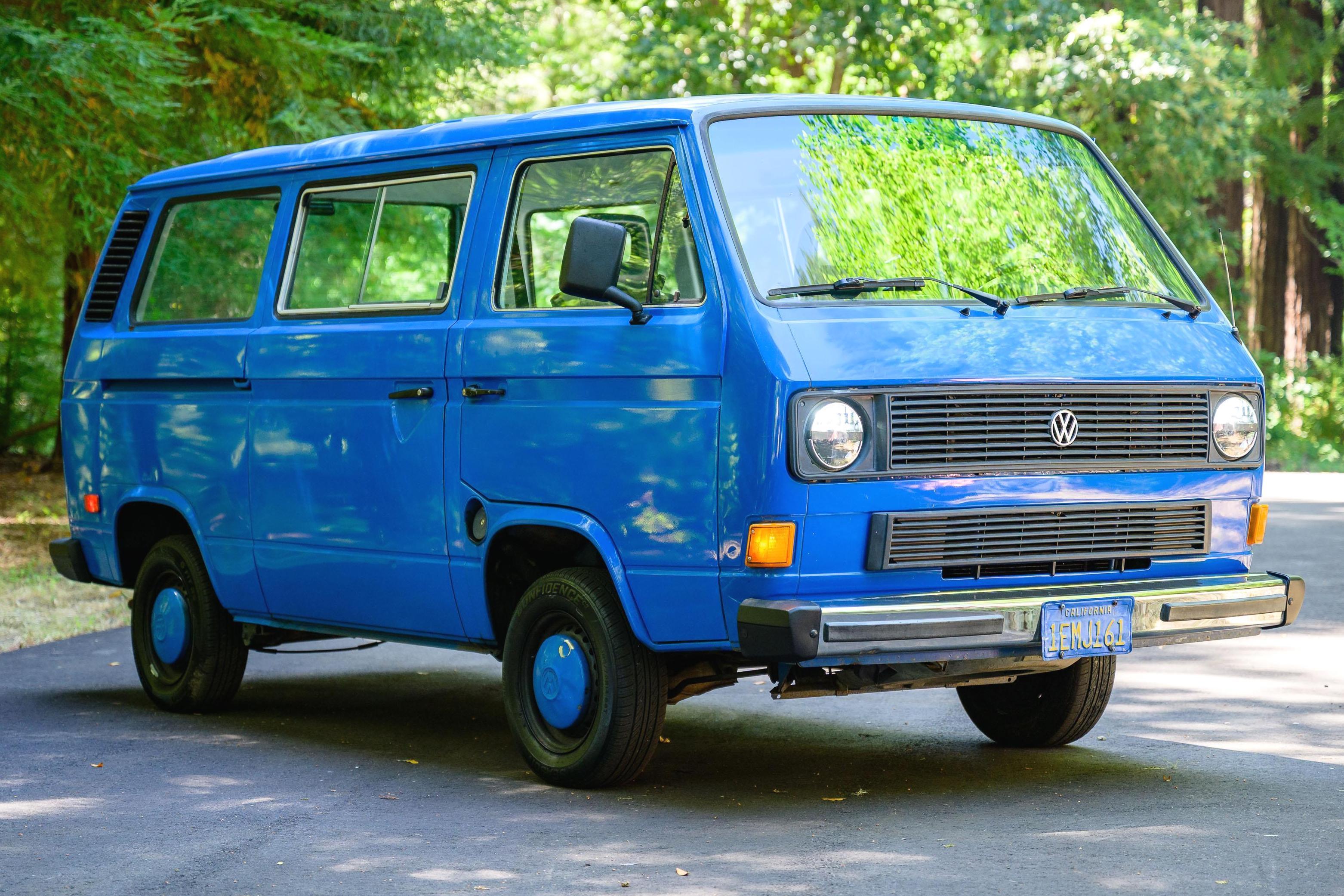 1982 Volkswagen Vanagon sold at auction for $5,300