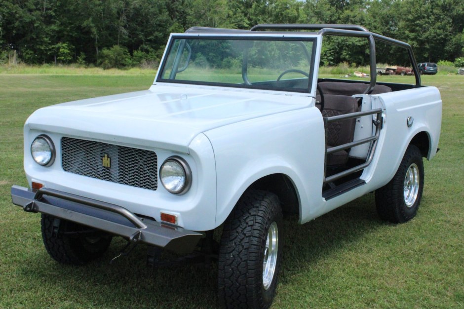 1965 International Harvester Scout sold at auction for $10,000