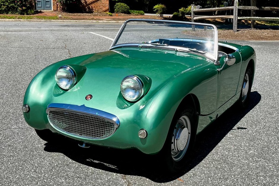1959 Austin-Healey Sprite sold at auction for $11,000