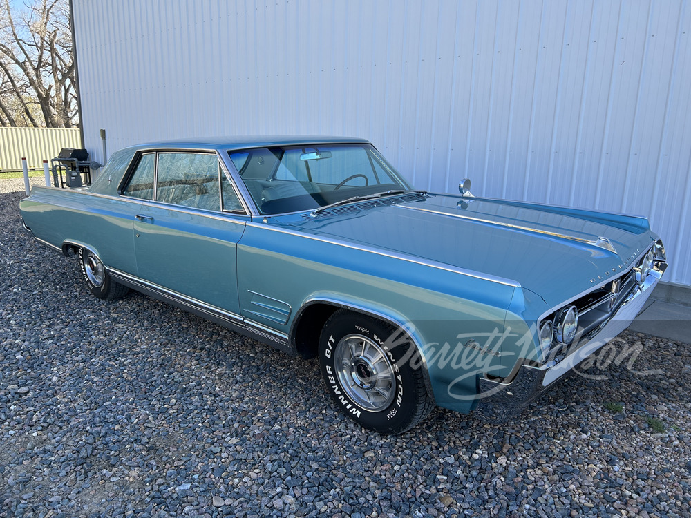 1964 Oldsmobile Starfire sold at auction for $24,200