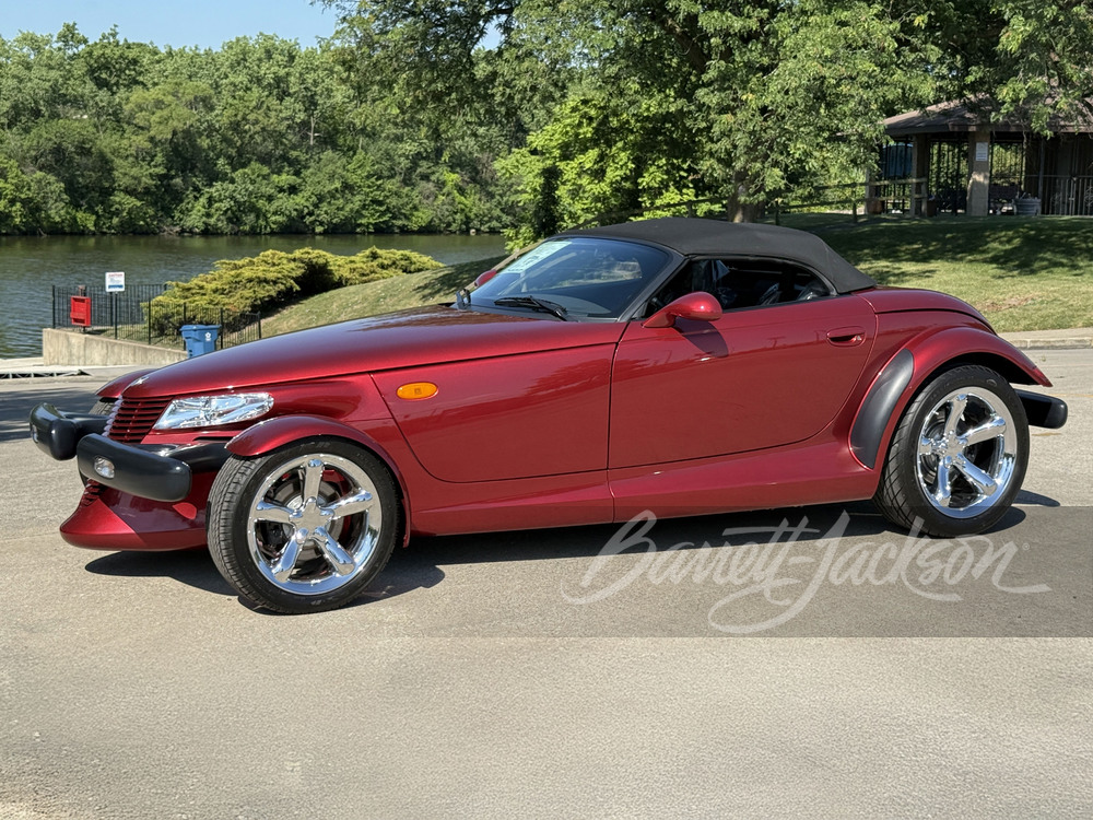 2002 Chrysler Prowler sold at auction for $44,000
