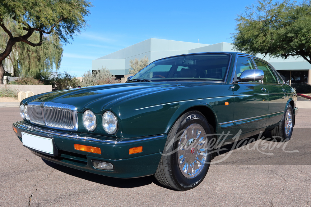 1994 Daimler Double Six sold at auction for $13,750