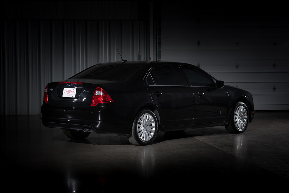 2010 Ford Fusion sold at auction for $17,600