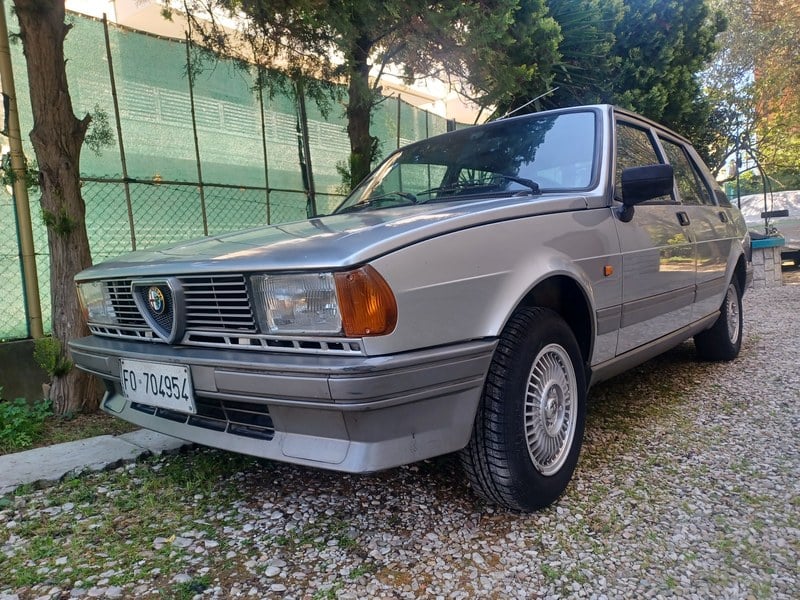 1984 Alfa Romeo Giulietta sold at auction for $3,000