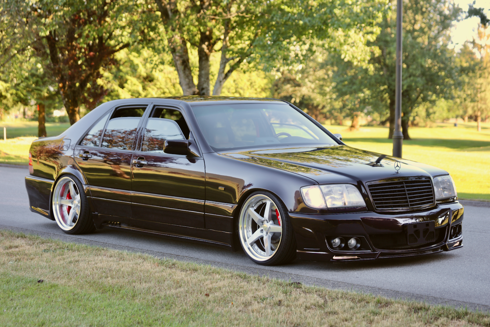 1993 Mercedes-Benz W140 S-Class sold at auction for $41,000