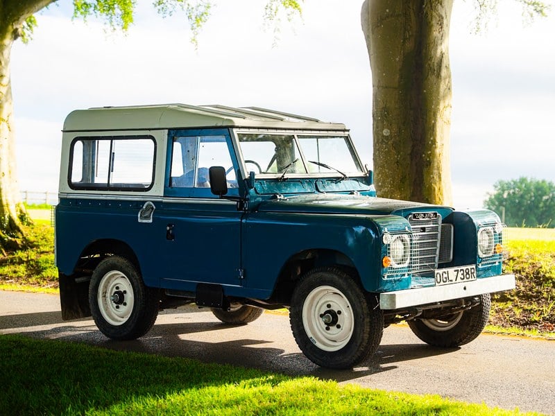 1977 Land Rover Series sold at auction for $16,500