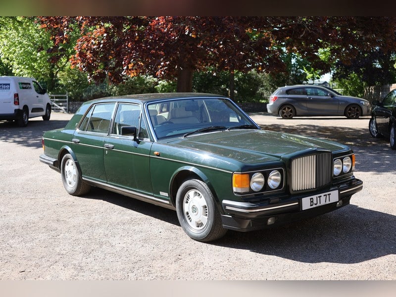 2013 Bentley Brooklands sold at auction for $9,400