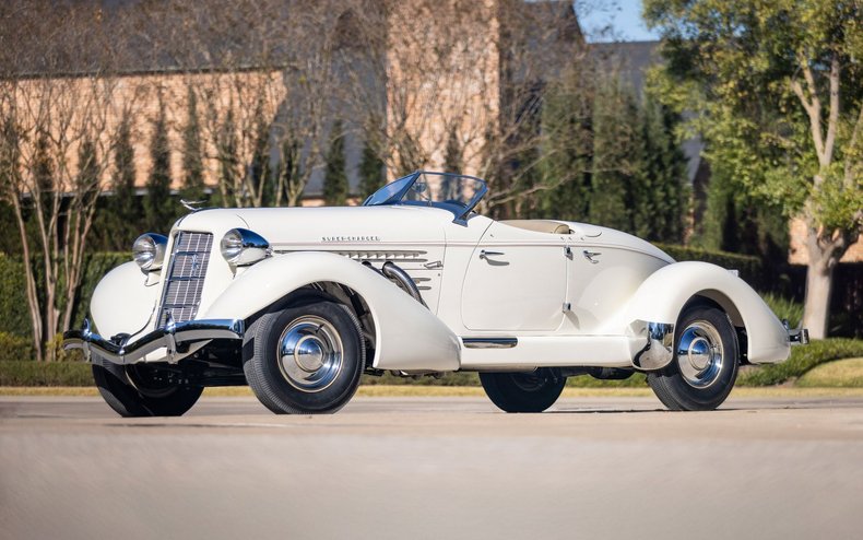 1935 Auburn 851/852 sold at auction for $527,500