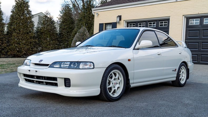 1995 Honda Integra sold at auction for $50,400