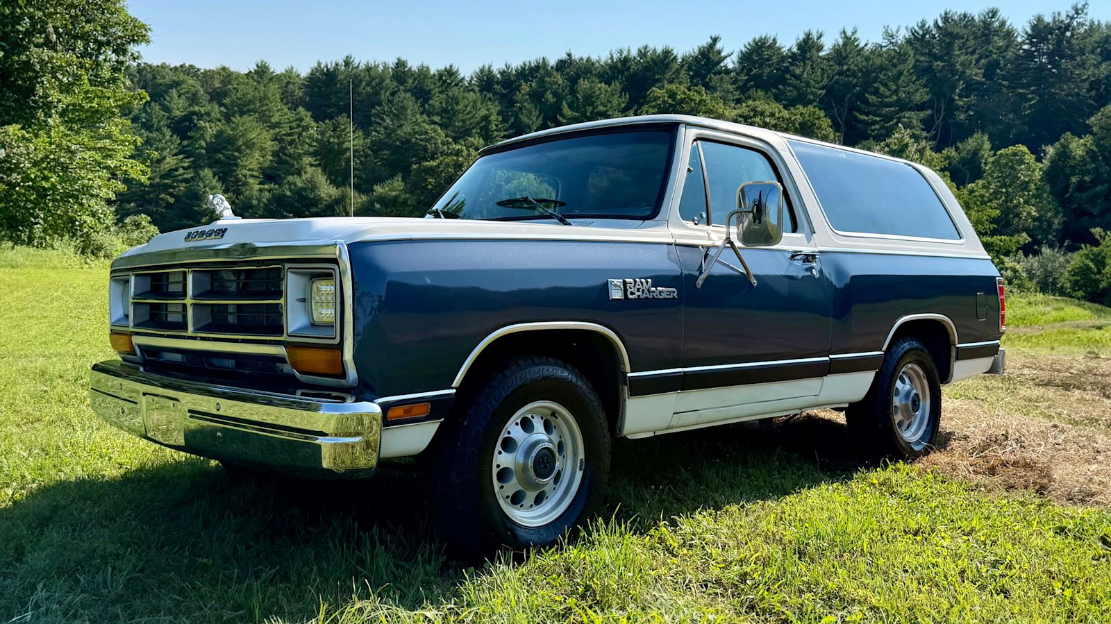 1987 Dodge Ramcharger sold at auction for $10,450