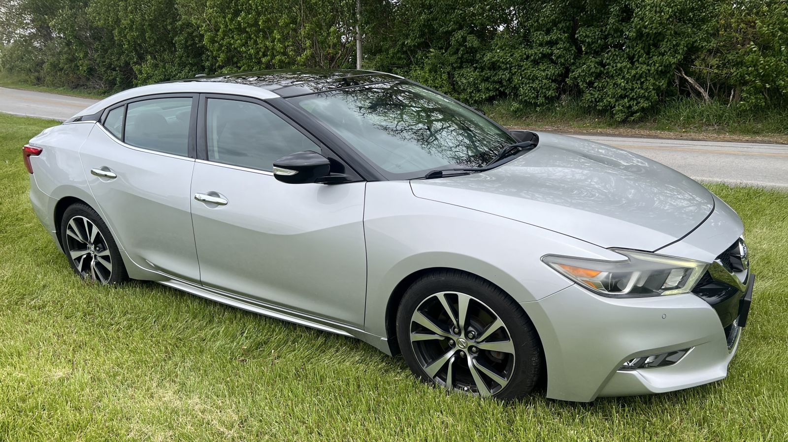 2017 Nissan Maxima sold at auction for $15,400