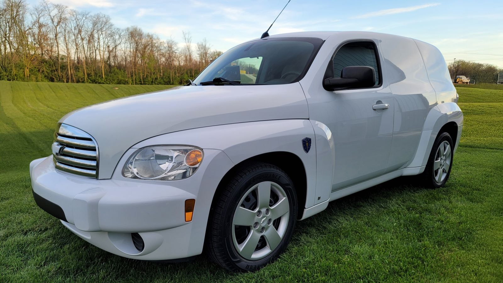2009 Chevrolet HHR sold at auction for $5,775