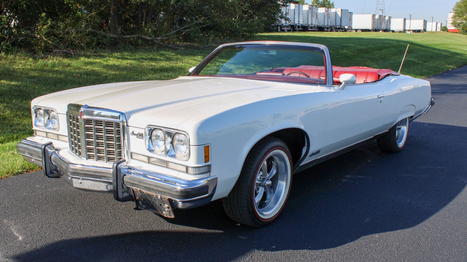1974 Pontiac Grand Ville sold at auction for $15,400