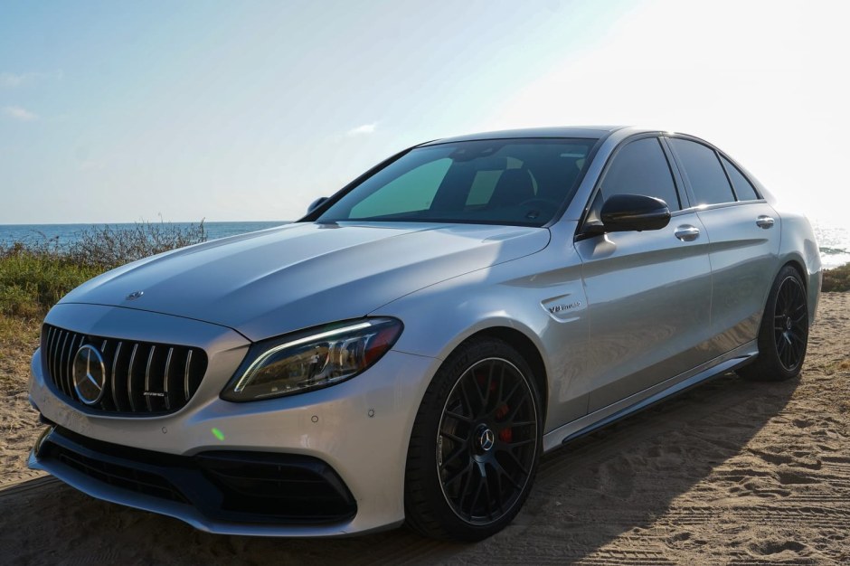 2020 Mercedes-Benz C-Class sold at auction for $43,250