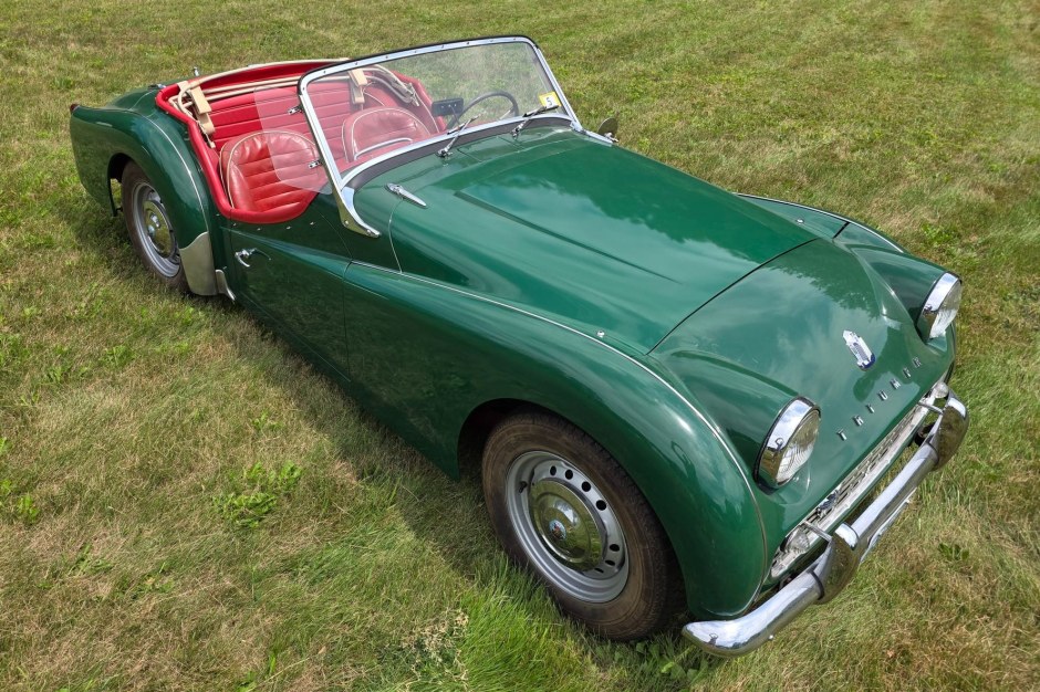 1960 Triumph TR3 sold at auction for $14,100