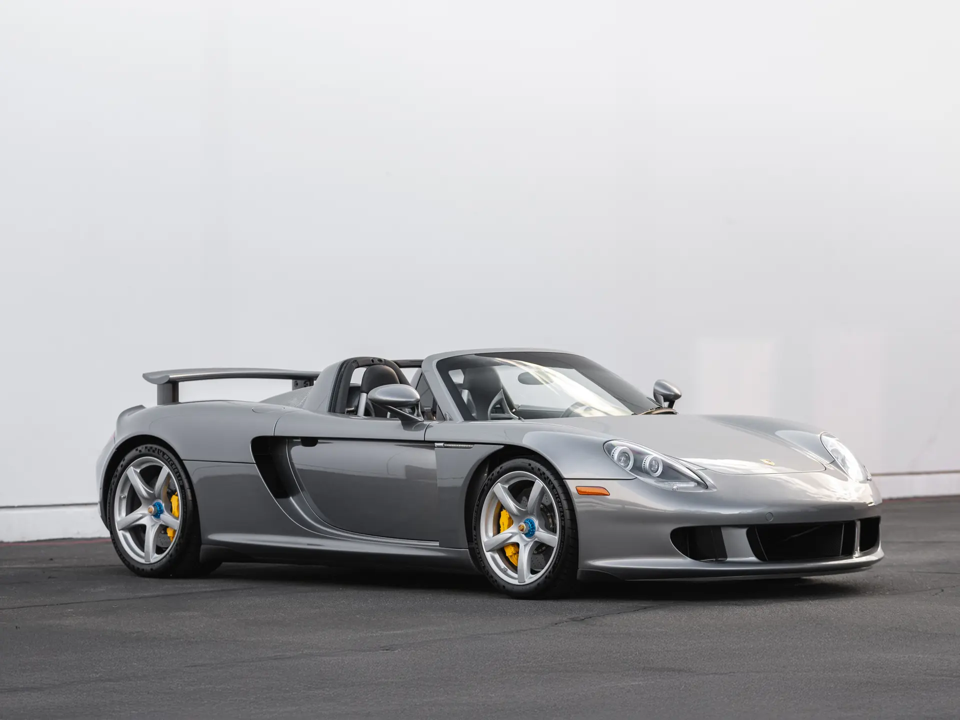2005 Porsche Carrera GT sold at auction for $3,085,000