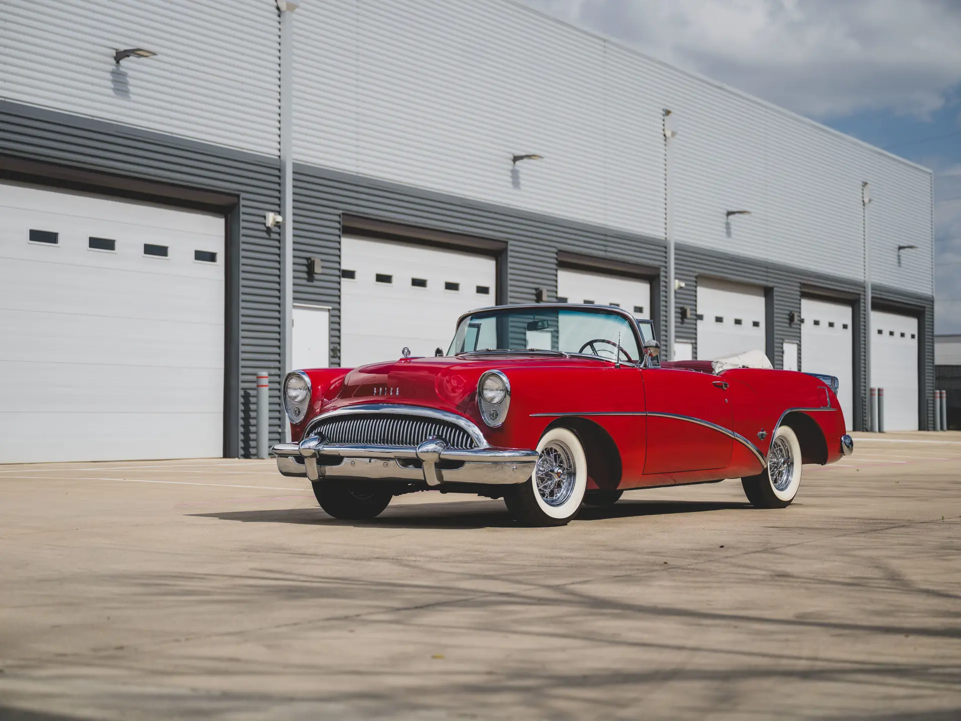 1954 Buick Skylark sold at auction for $100,800