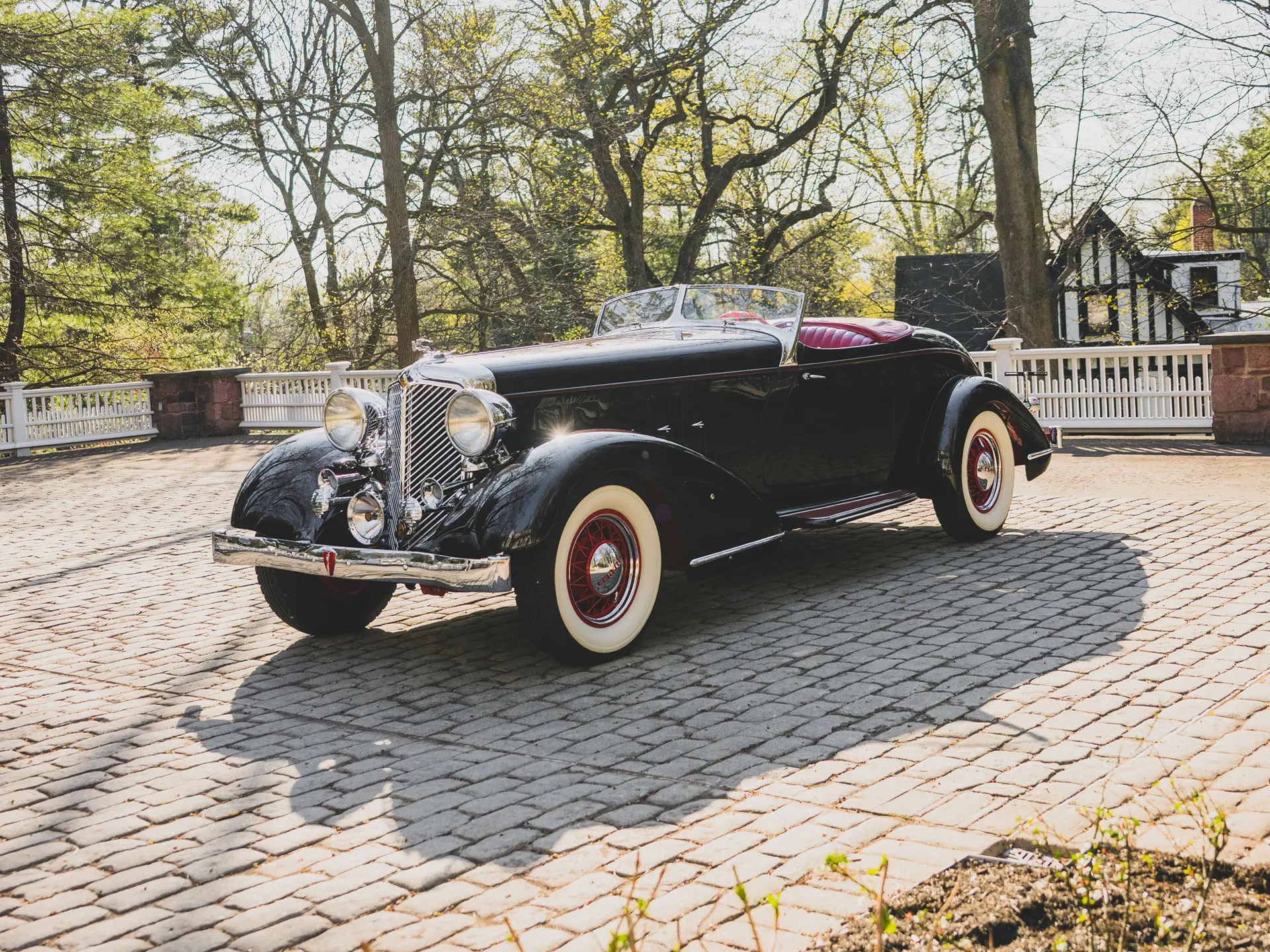 1932 Chrysler Imperial sold at auction for $3,305,000