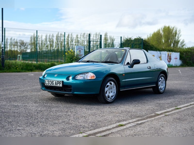 1994 Honda CRX sold at auction for $7,000