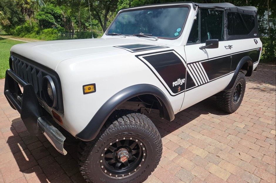1979 International Harvester Scout sold at auction for $28,000