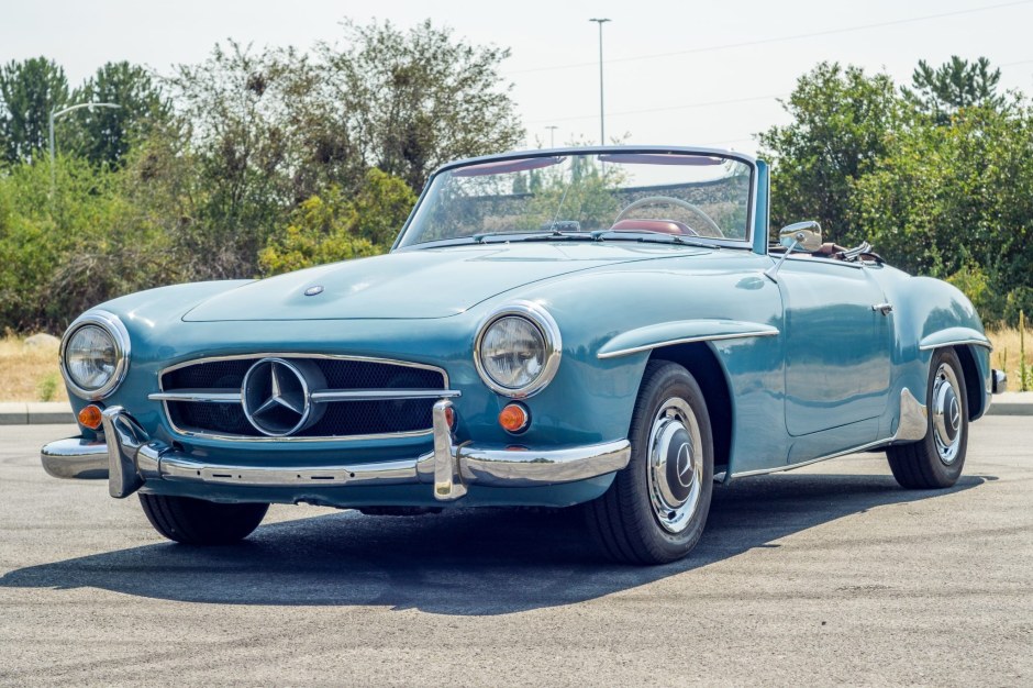 1959 Mercedes-Benz 190SL sold at auction for $71,000