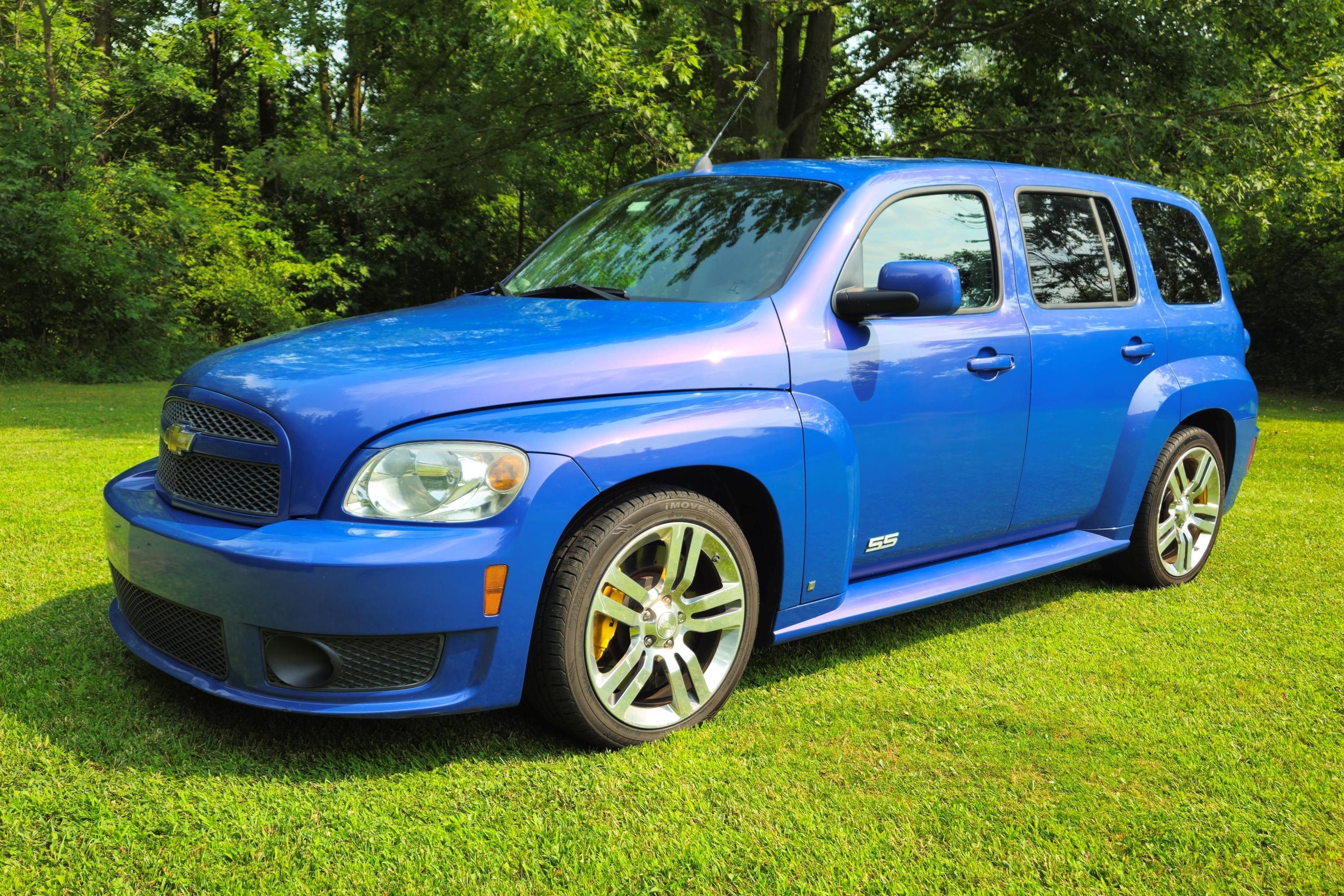 2008 Chevrolet HHR sold at auction for $6,600