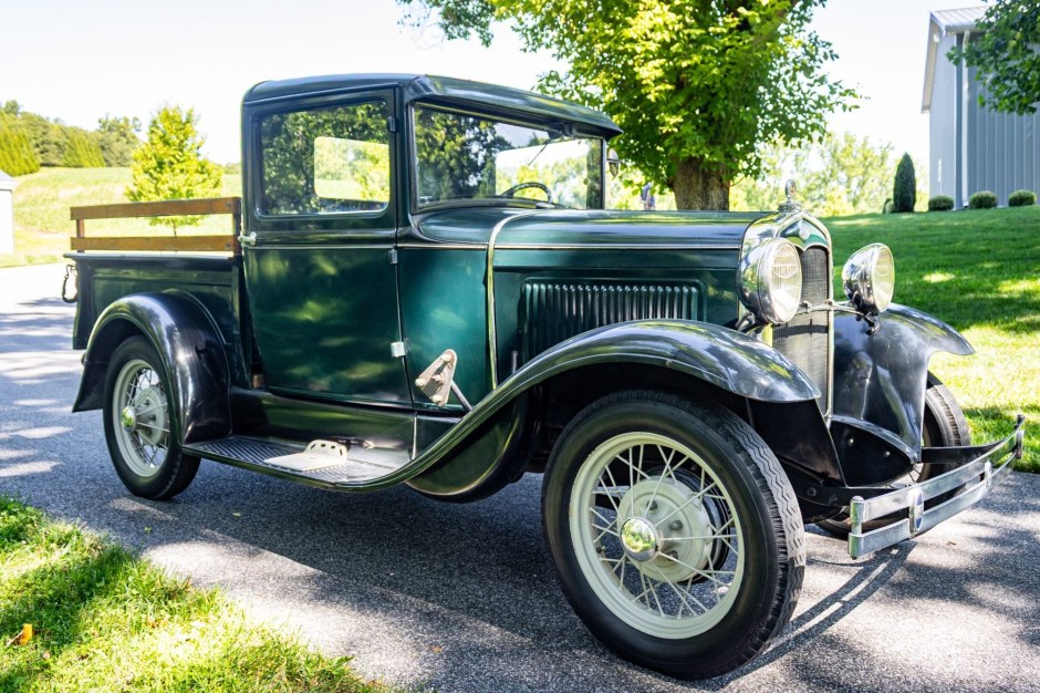 1930 Ford Model A sold at auction for $15,500
