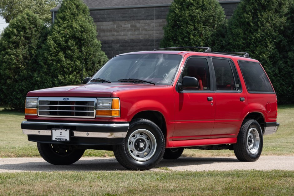 1992 Ford Explorer sold at auction for $10,000