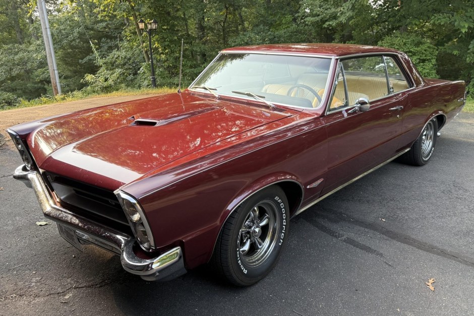 1965 Pontiac GTO sold at auction for $36,500