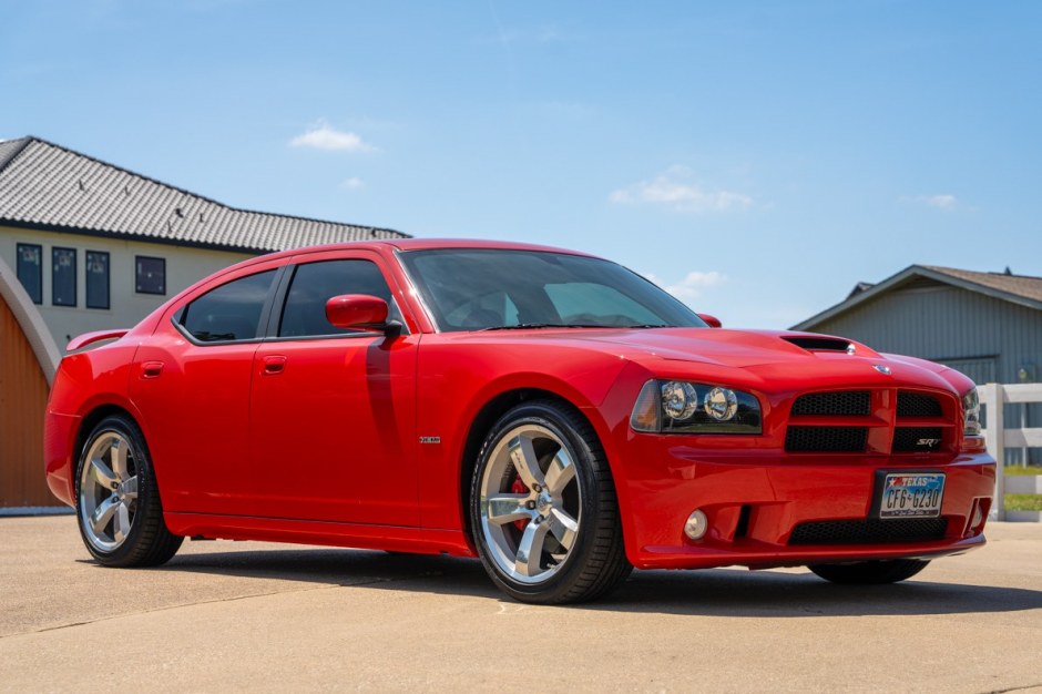 2010 Dodge Charger sold at auction for $23,900