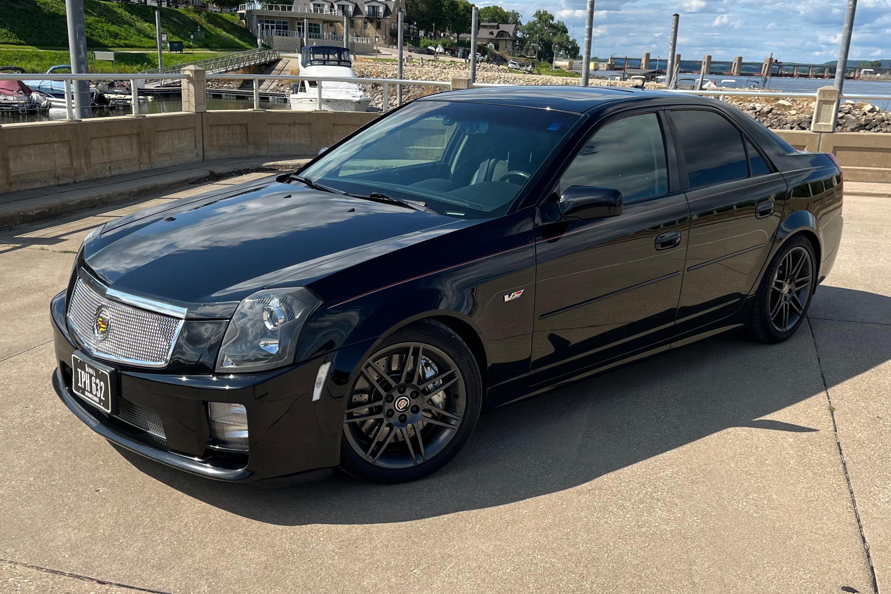 2005 Cadillac CTS sold at auction for $13,100