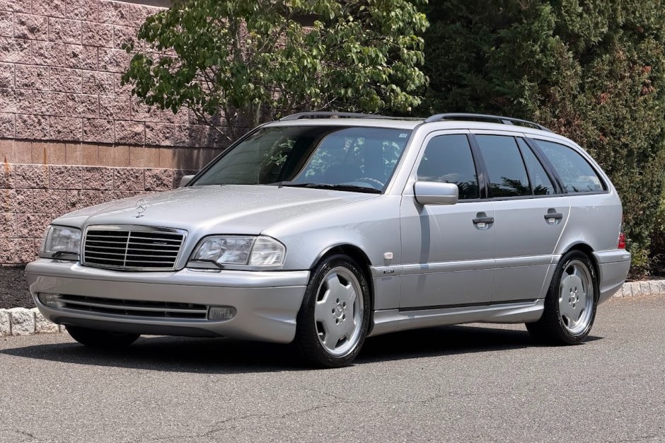1998 Mercedes-Benz C-Class sold at auction for $34,000