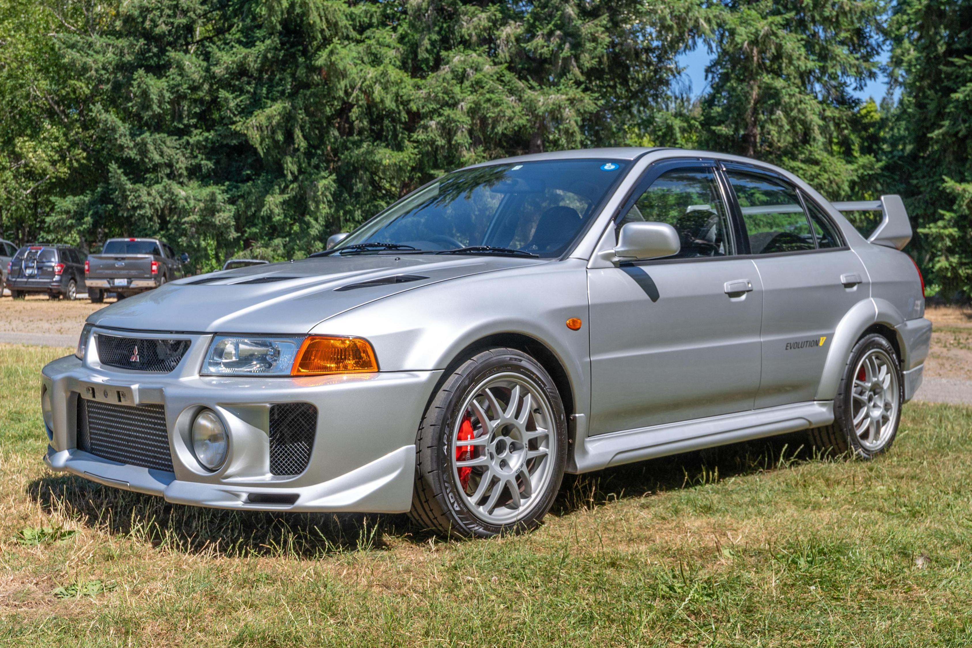 1998 Mitsubishi Lancer Evolution sold at auction for $41,500