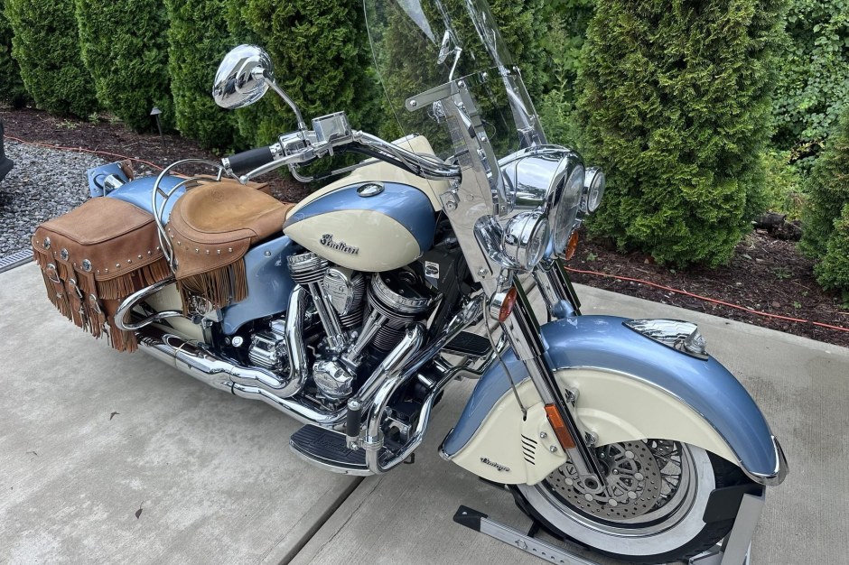 2010 Indian Chief sold at auction for $11,000