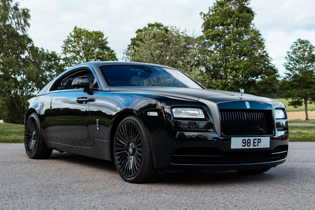 2014 Rolls-Royce Wraith sold at auction for $65,500