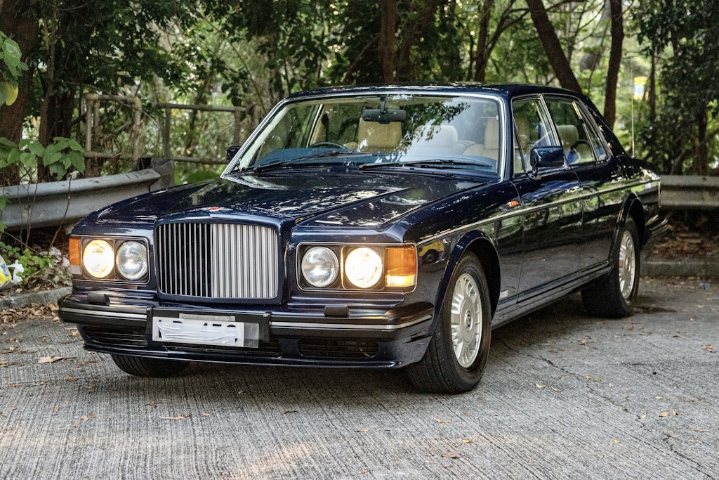 1994 Bentley Turbo R sold at auction for $16,250