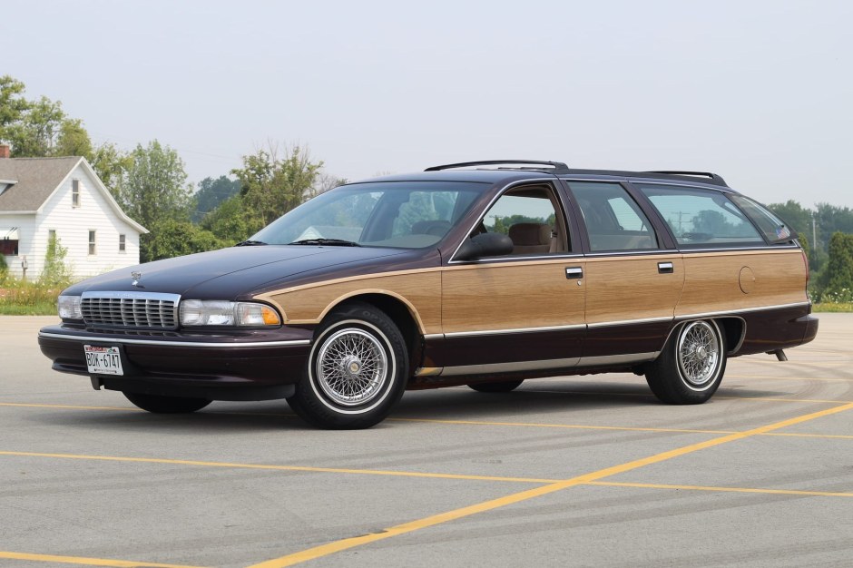 1995 Chevrolet Caprice sold at auction for $7,300