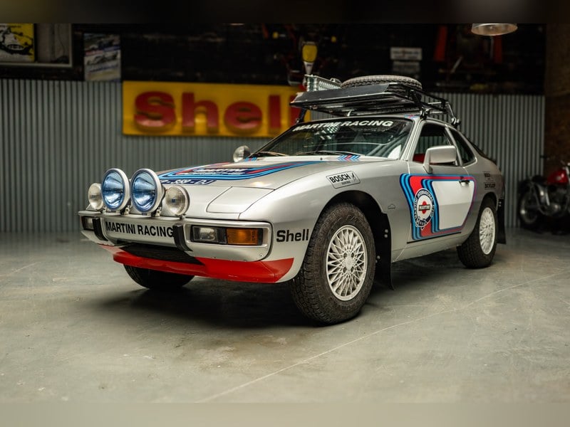 1978 Porsche 924 sold at auction for $13,500