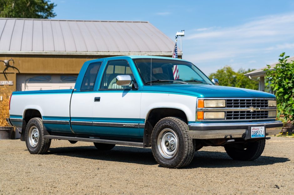 1993 Chevrolet C/K sold at auction for $9,200