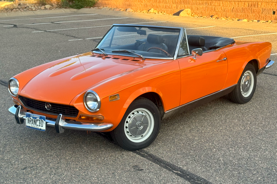 1974 Fiat Spider sold at auction for $4,200