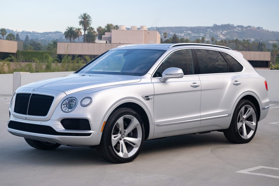 2019 Bentley Bentayga sold at auction for $58,500