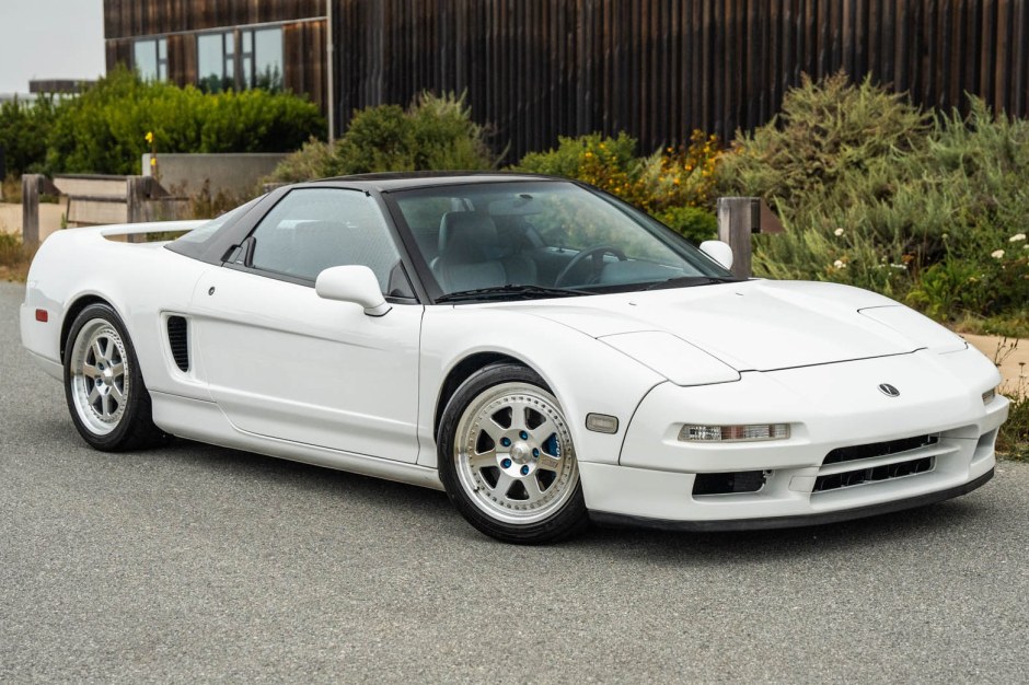1992 Acura NSX sold at auction for $107,500